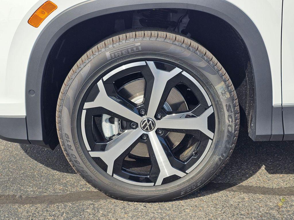 new 2026 Volkswagen Tiguan car, priced at $37,119