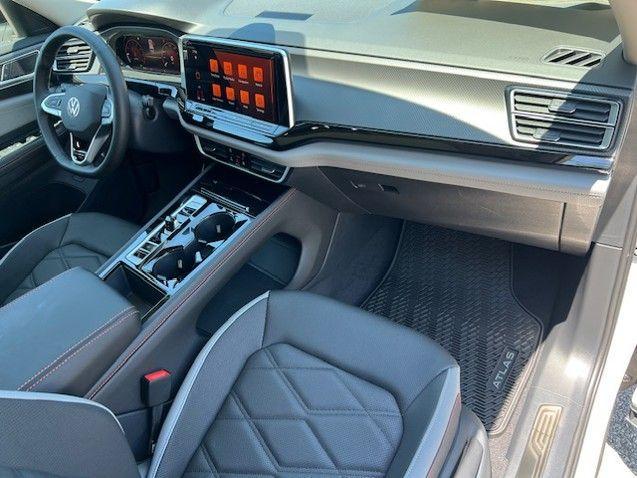 new 2026 Volkswagen Atlas car