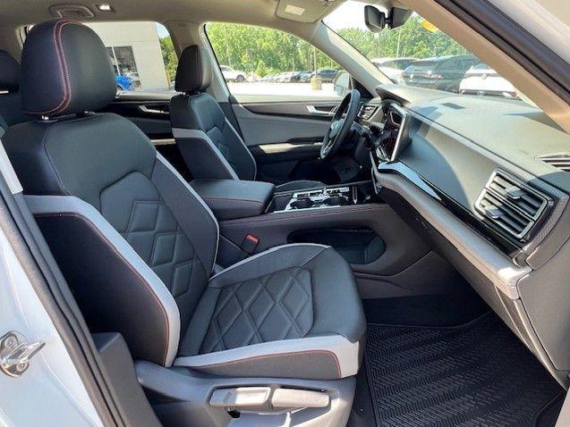 new 2026 Volkswagen Atlas car