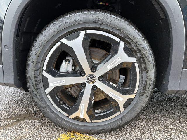 new 2026 Volkswagen Tiguan car, priced at $34,623
