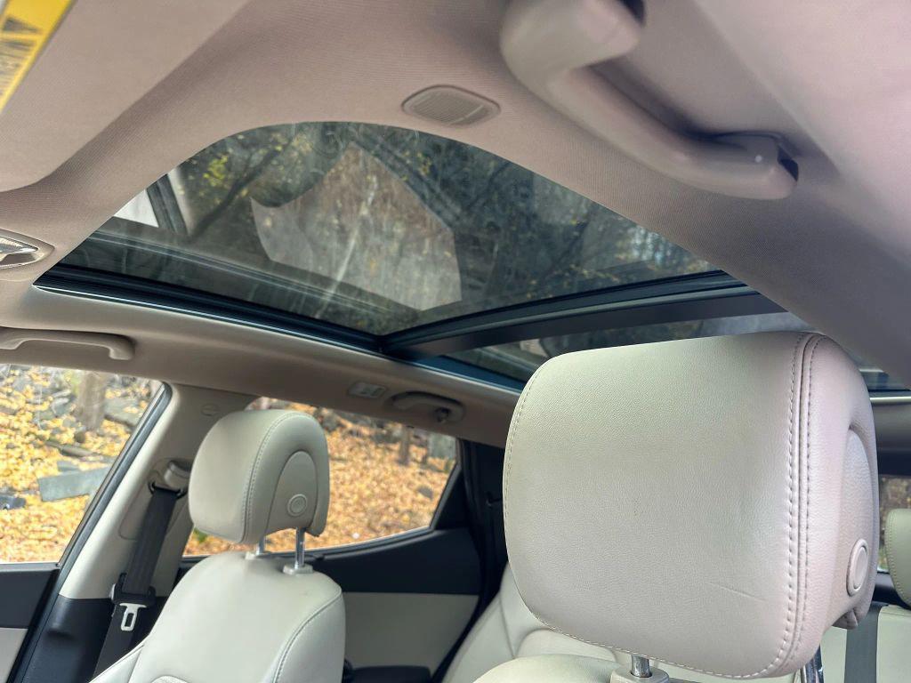 used 2013 Hyundai Santa Fe car, priced at $6,500