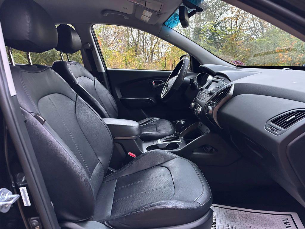 used 2015 Hyundai Tucson car, priced at $5,500