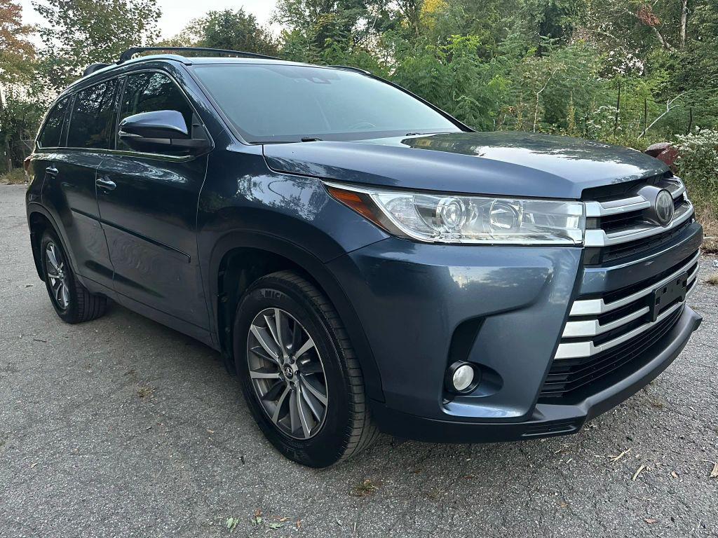 used 2017 Toyota Highlander car, priced at $15,500