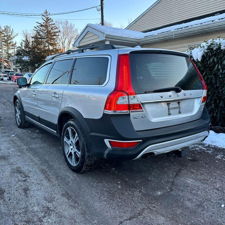 used 2015 Volvo XC70 car, priced at $13,900