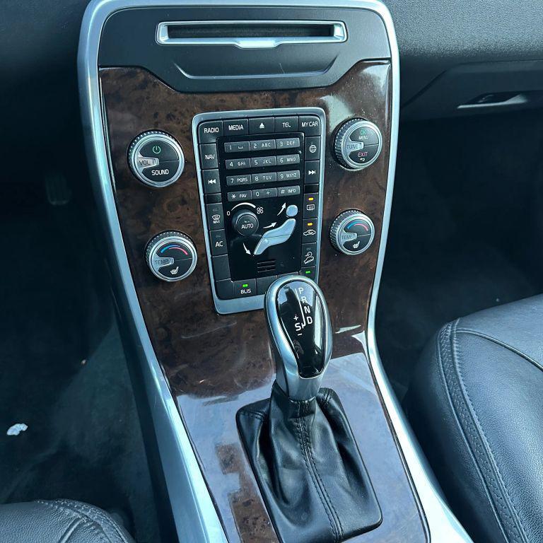 used 2015 Volvo XC70 car, priced at $13,900