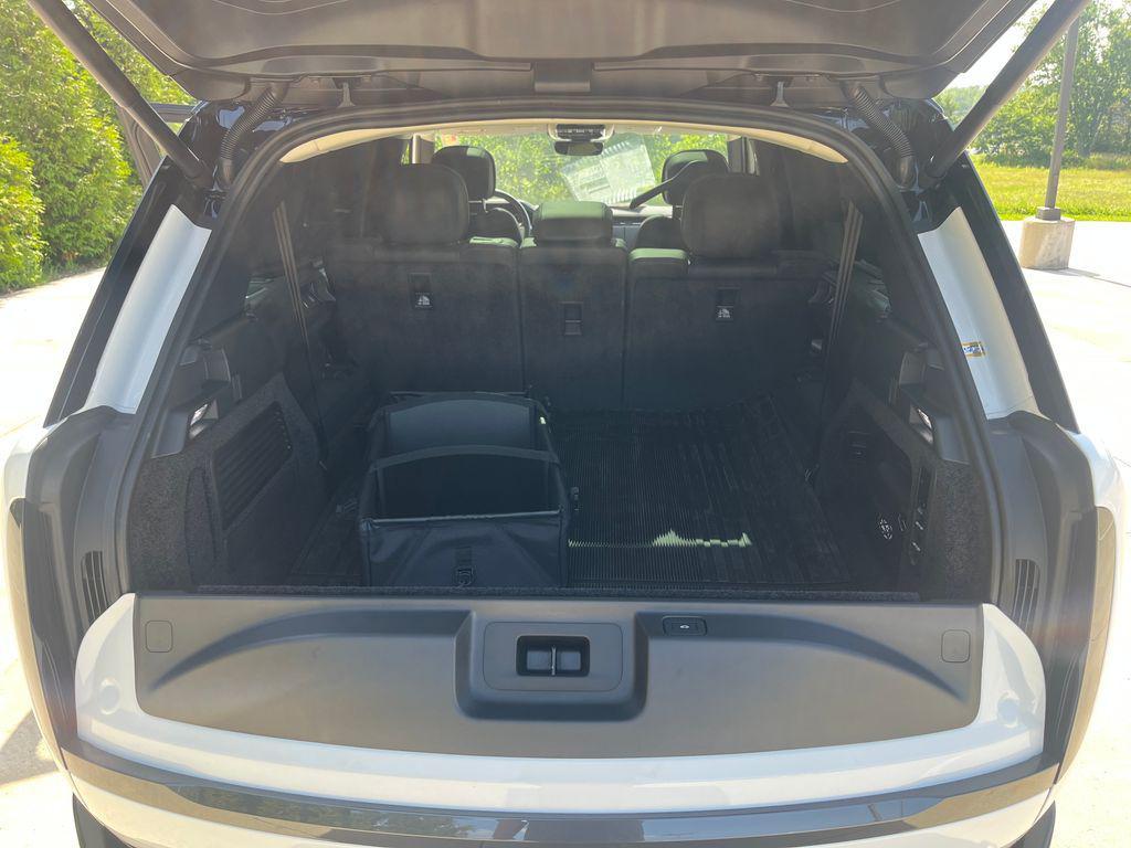 new 2026 Land Rover Range Rover car, priced at $136,712