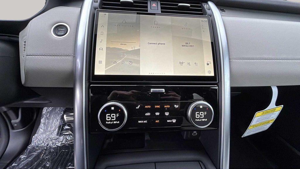 used 2024 Land Rover Discovery car, priced at $75,688