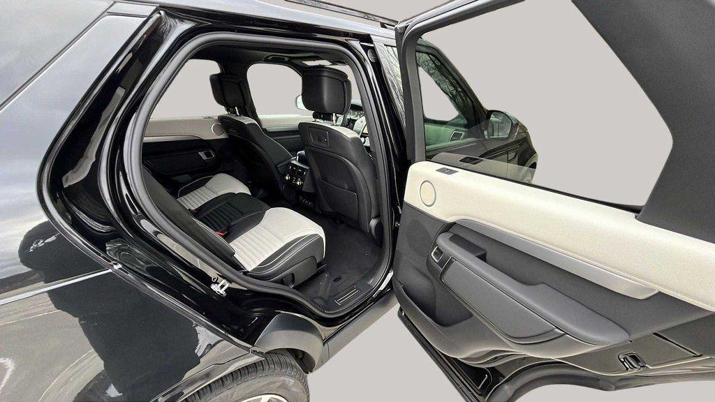 used 2024 Land Rover Discovery car, priced at $75,688