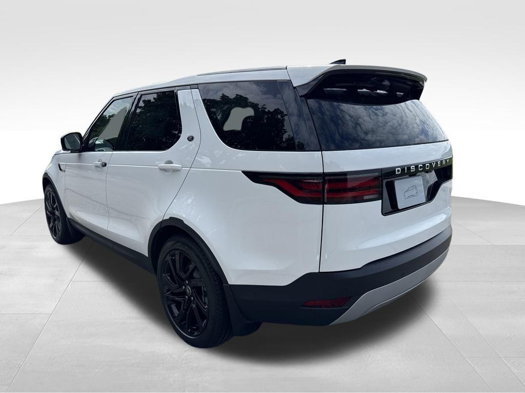new 2025 Land Rover Discovery car, priced at $66,593