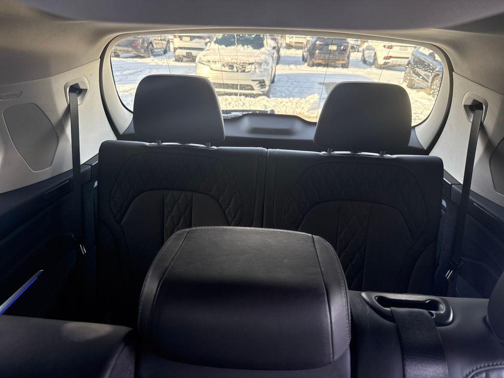 used 2023 BMW X7 car, priced at $48,992