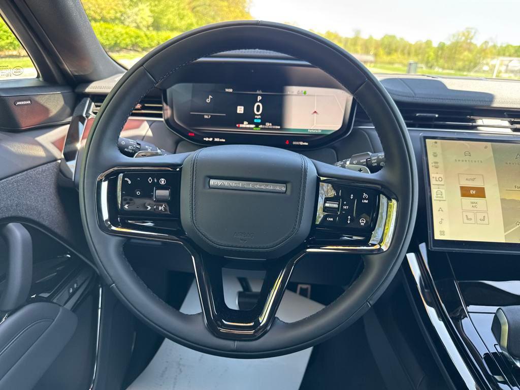 new 2025 Land Rover Range Rover Sport car, priced at $106,540