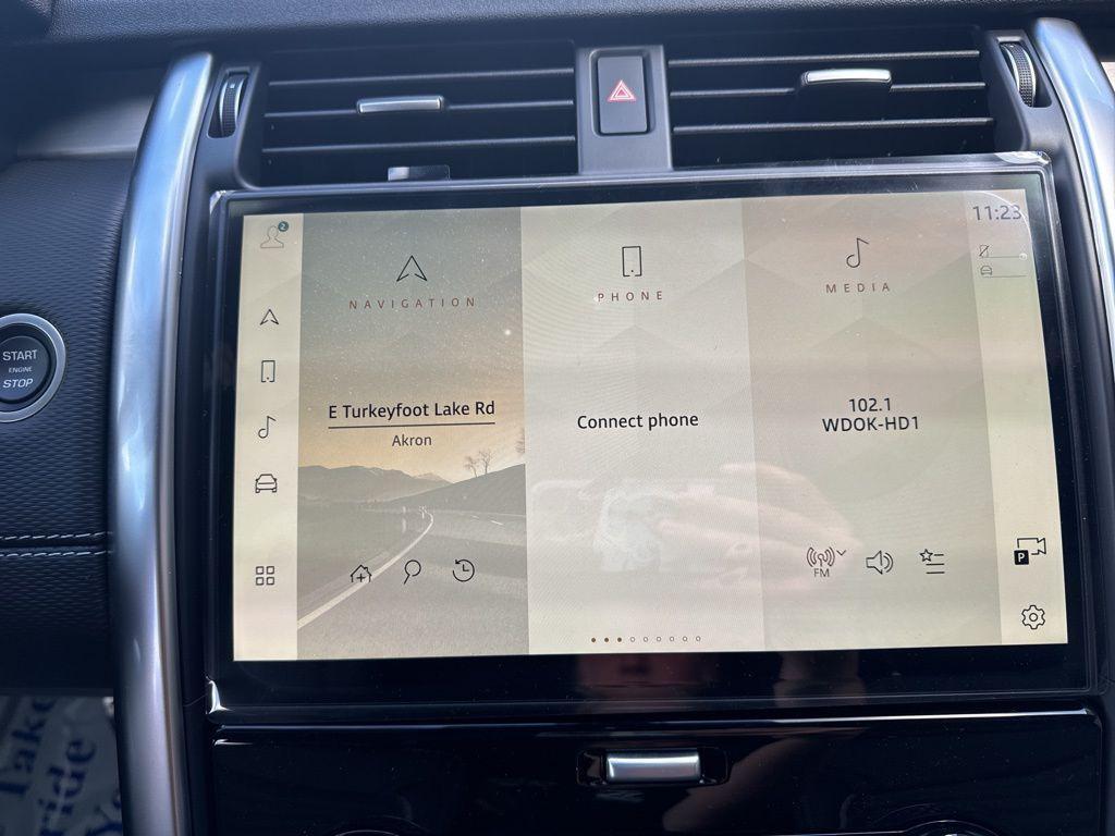 new 2024 Land Rover Discovery car, priced at $63,208