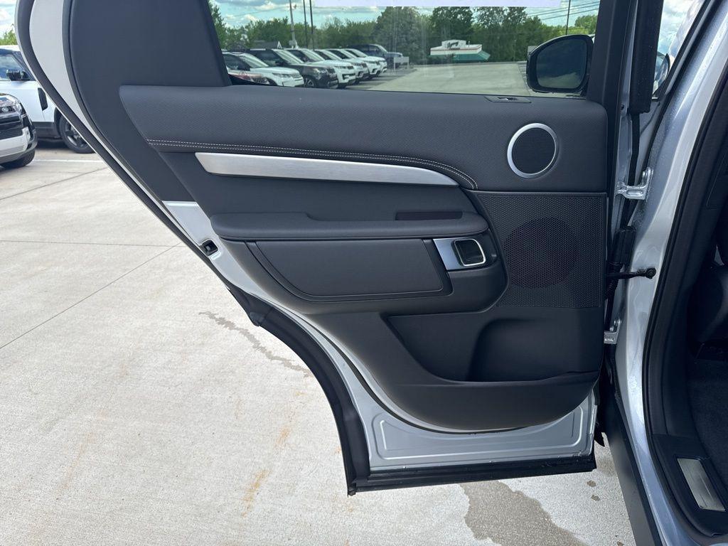 new 2024 Land Rover Discovery car, priced at $63,208