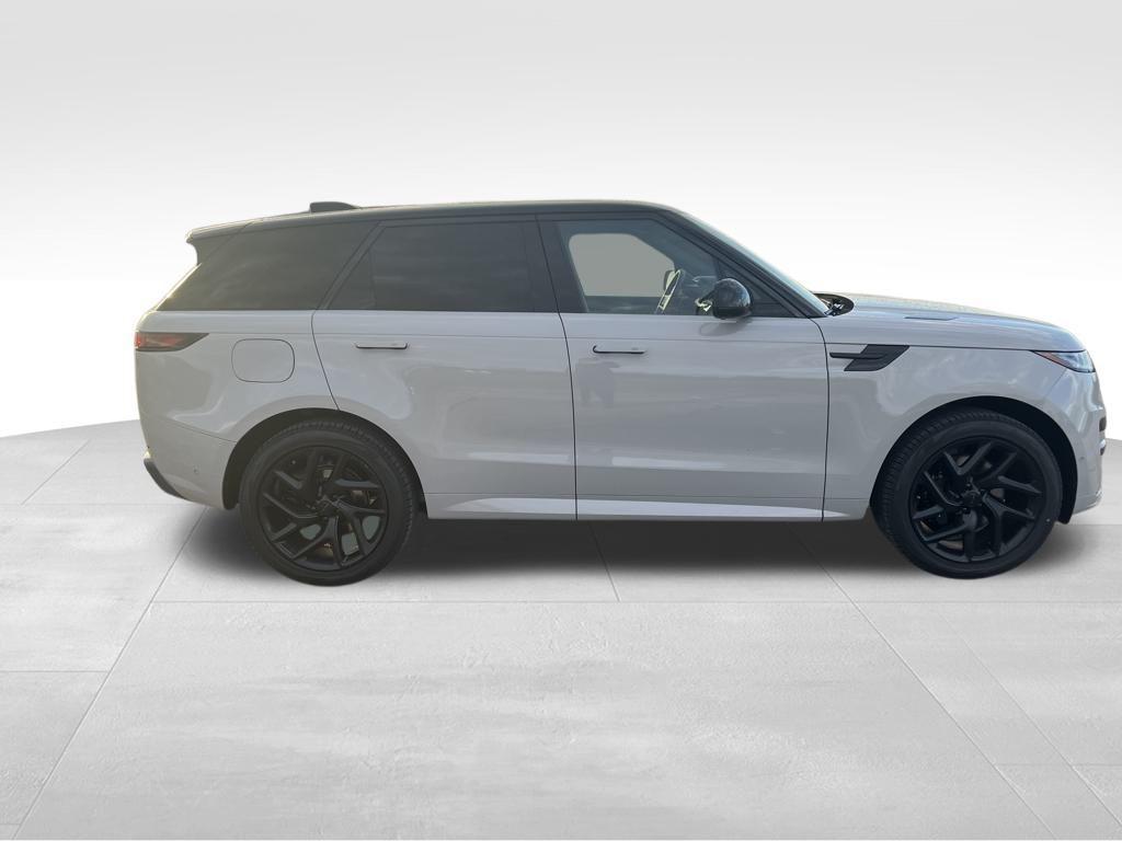 new 2026 Land Rover Range Rover Sport car, priced at $105,295