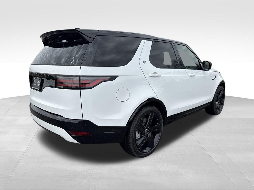 new 2025 Land Rover Discovery car, priced at $73,168