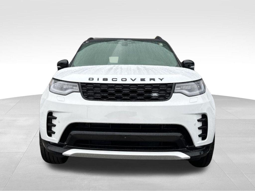 new 2024 Land Rover Discovery car, priced at $56,458