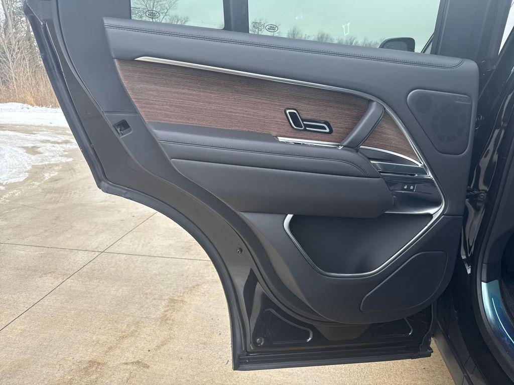 new 2026 Land Rover Range Rover car, priced at $154,555