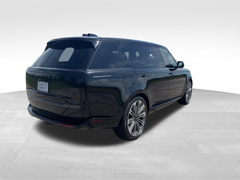 new 2026 Land Rover Range Rover car, priced at $165,457