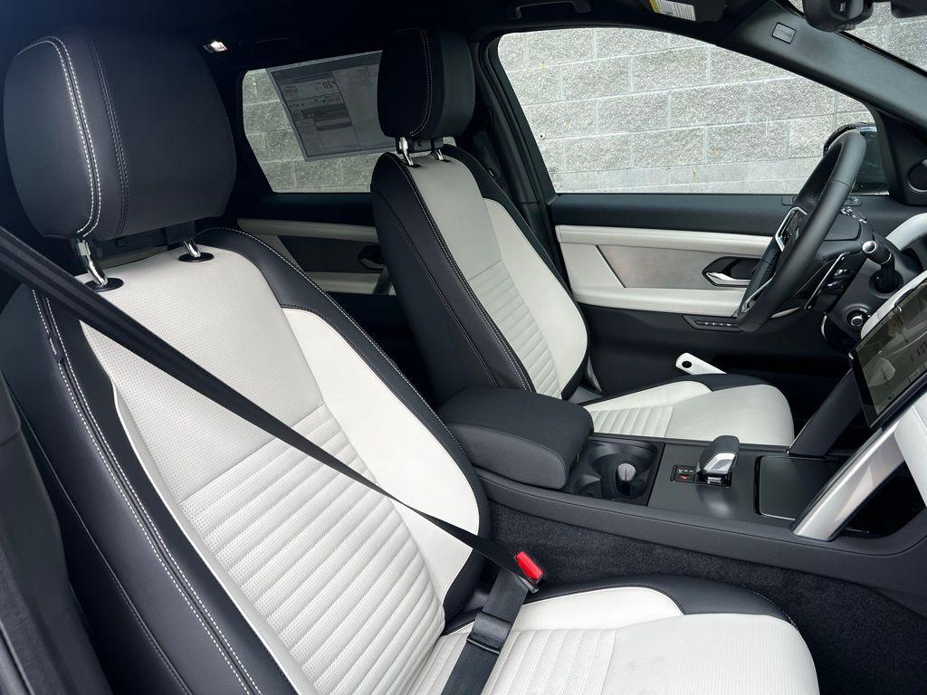 new 2025 Land Rover Discovery Sport car, priced at $49,538