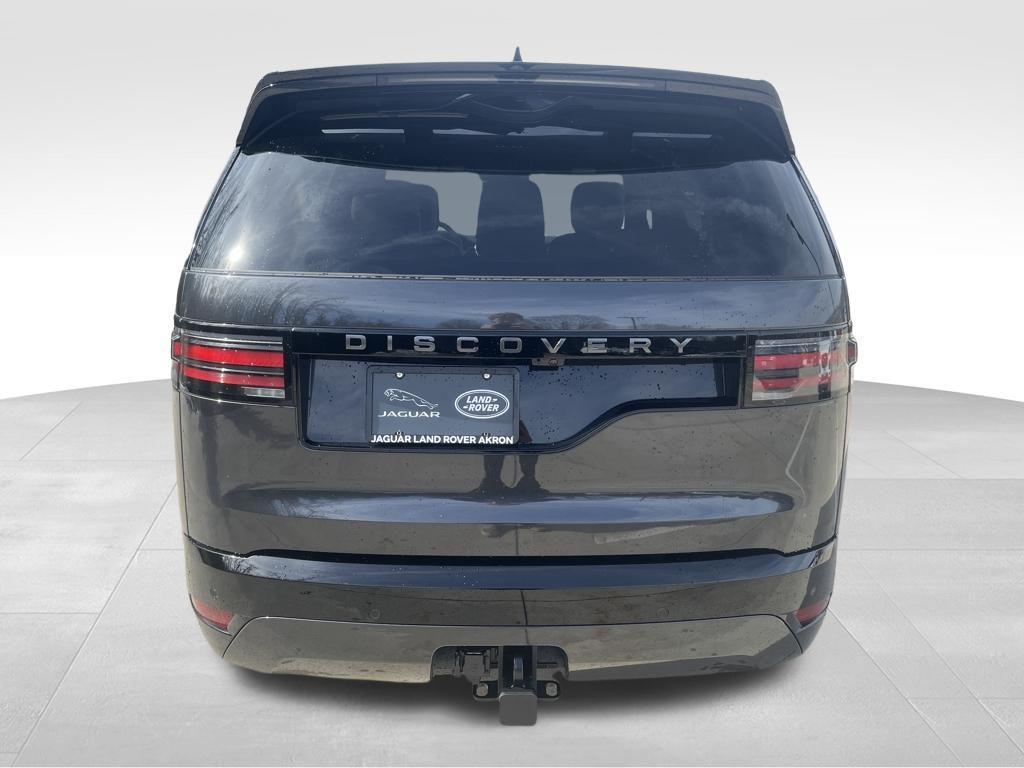 new 2026 Land Rover Discovery car, priced at $72,981