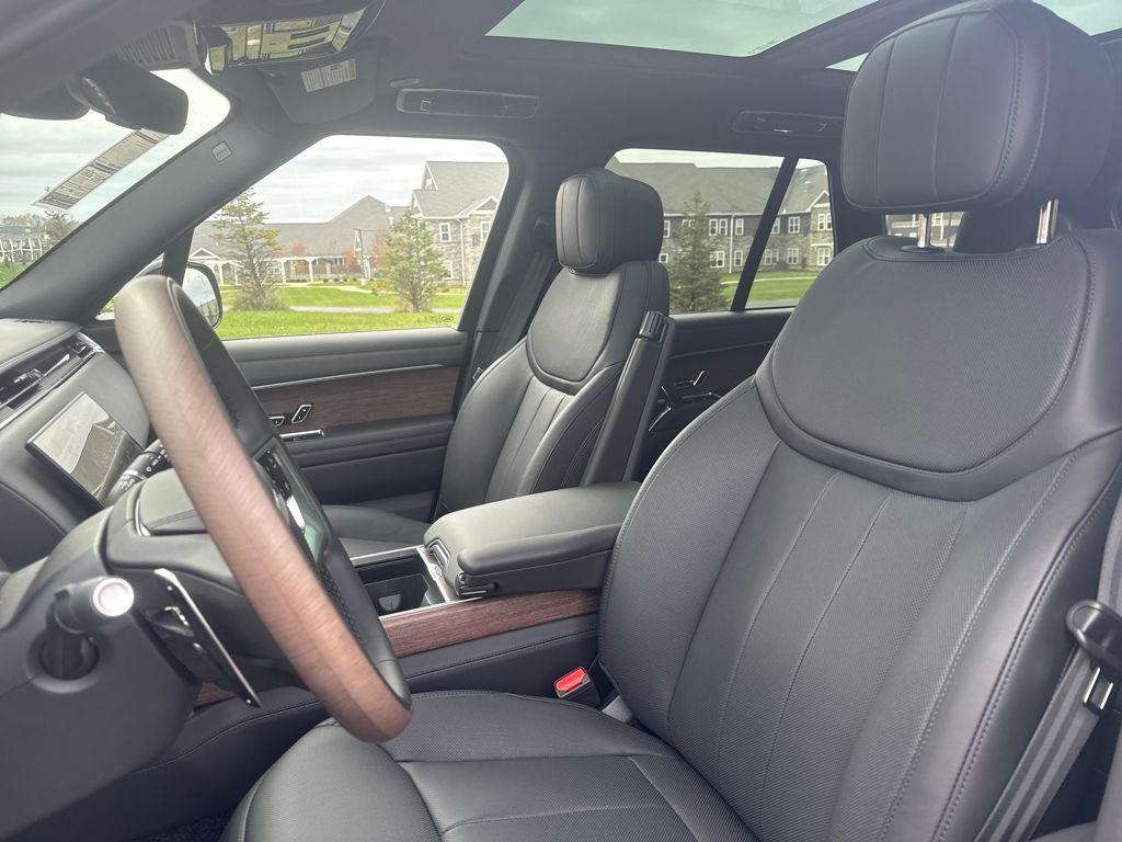 new 2025 Land Rover Range Rover car, priced at $128,910