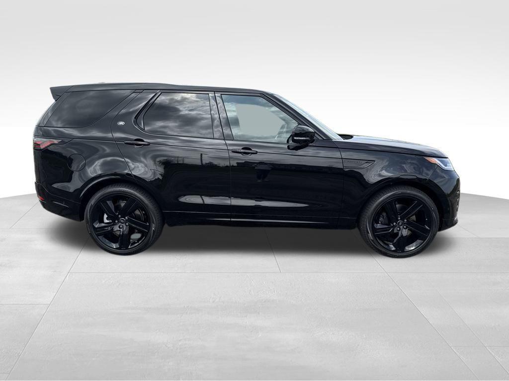 used 2025 Land Rover Discovery car, priced at $75,378