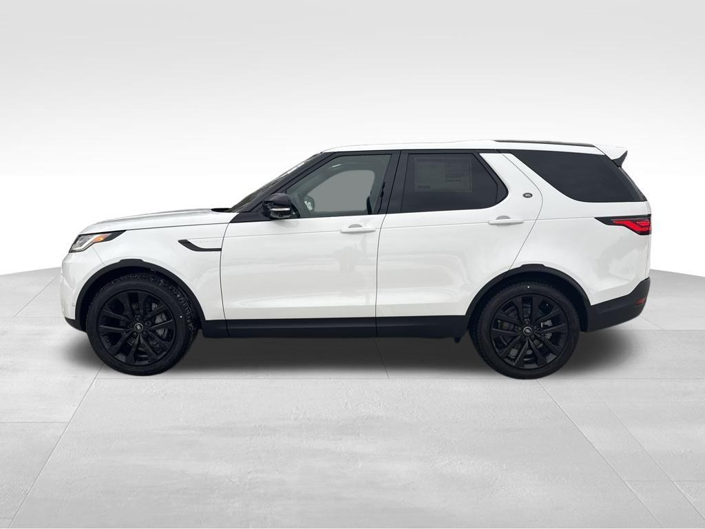 new 2026 Land Rover Discovery car, priced at $66,881