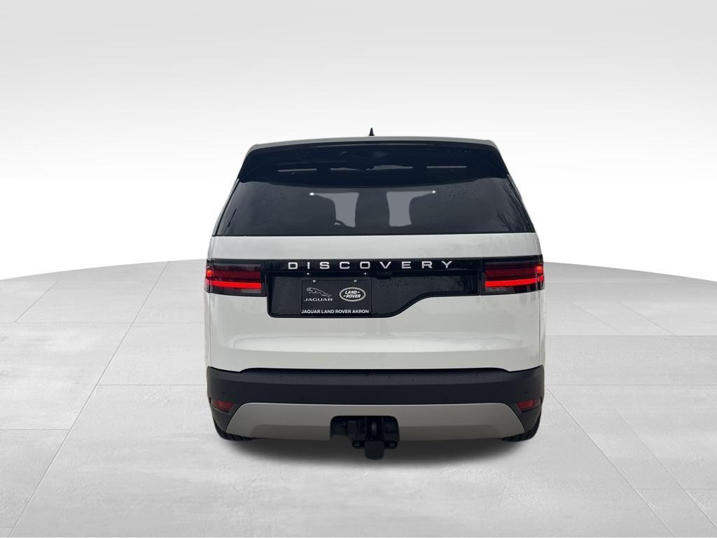 new 2026 Land Rover Discovery car, priced at $66,881