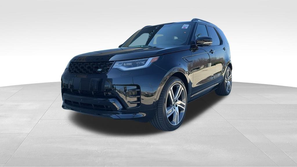 new 2024 Land Rover Discovery car, priced at $71,908