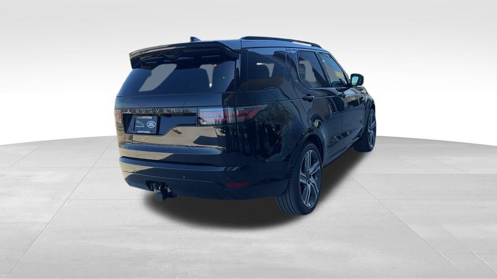 new 2024 Land Rover Discovery car, priced at $71,908
