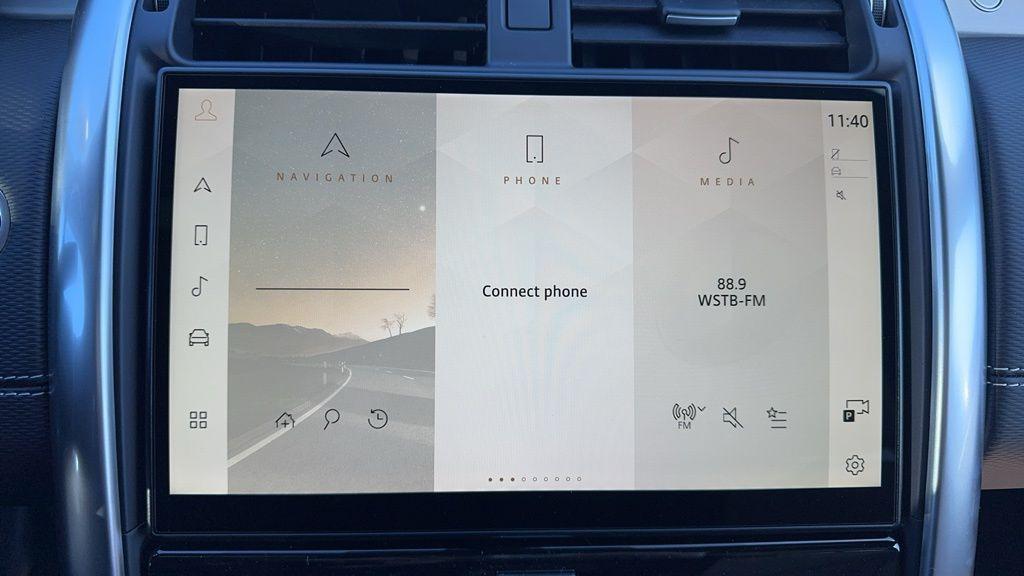 new 2024 Land Rover Discovery car, priced at $71,908