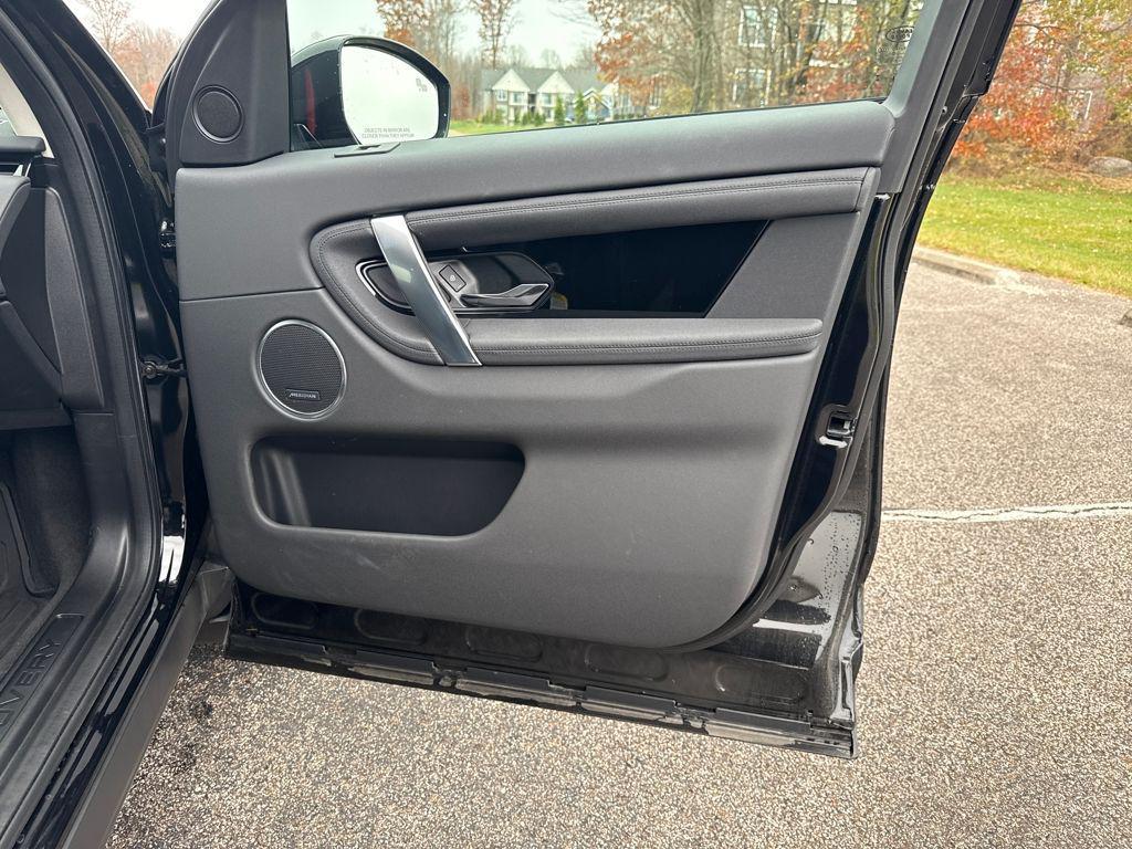 new 2025 Land Rover Discovery Sport car, priced at $45,258