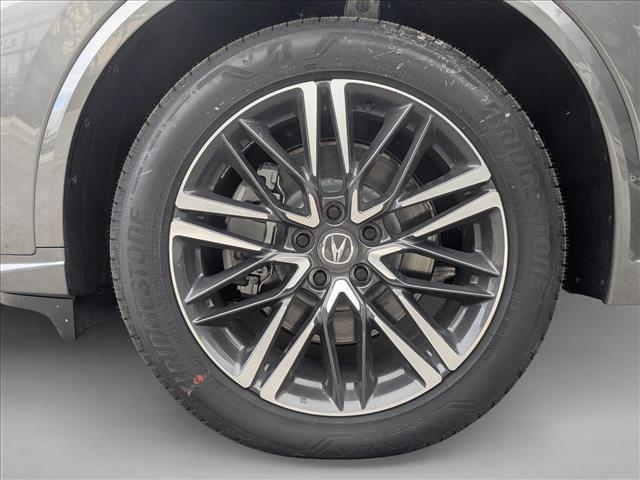 new 2026 Acura MDX car, priced at $68,850