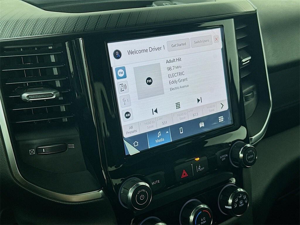 new 2025 Ram 1500 car, priced at $45,871