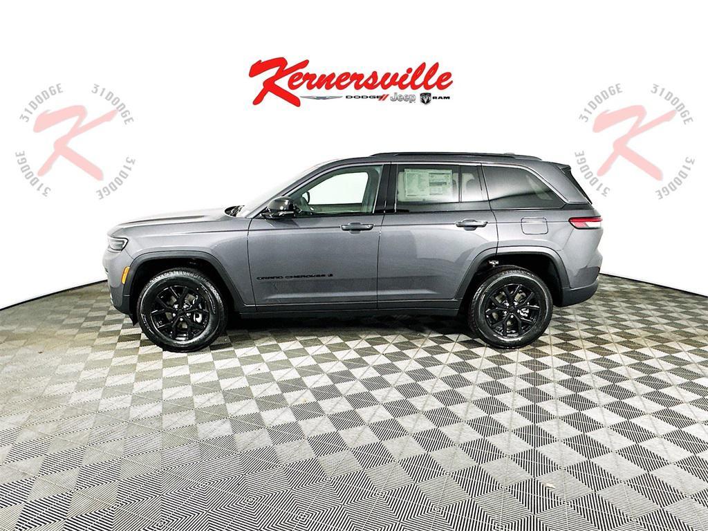 new 2026 Jeep Grand Cherokee car, priced at $45,860