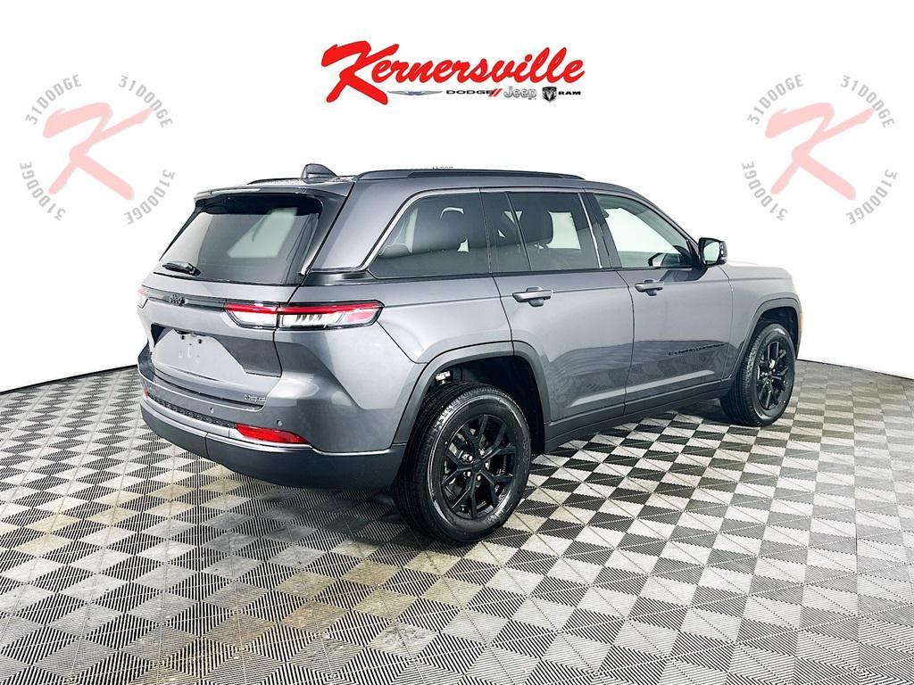 new 2026 Jeep Grand Cherokee car, priced at $45,860