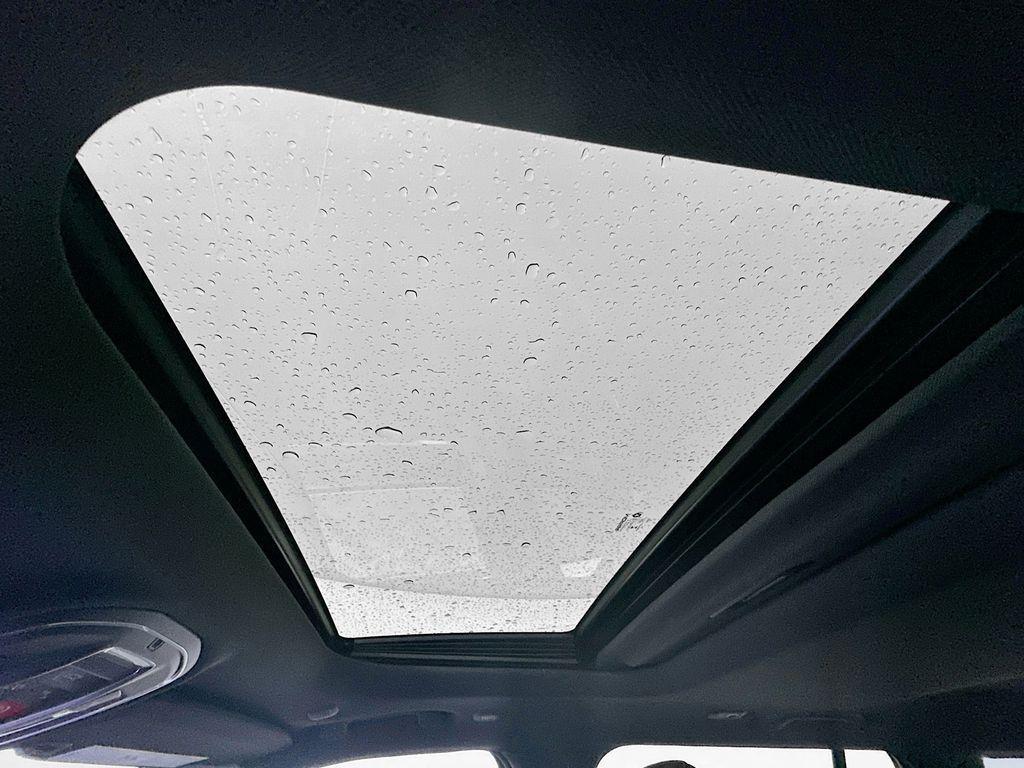 new 2026 Jeep Grand Cherokee car, priced at $43,960