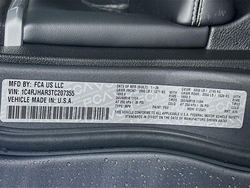 new 2026 Jeep Grand Cherokee car, priced at $43,960