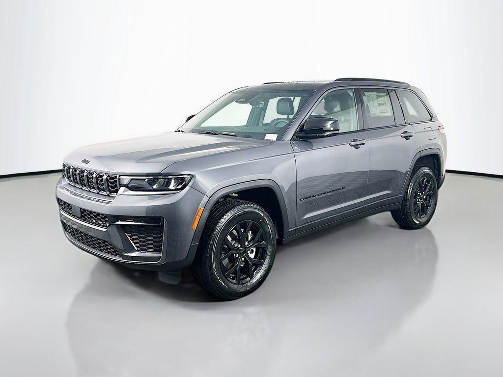 new 2026 Jeep Grand Cherokee car, priced at $43,960