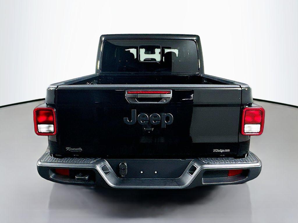 new 2025 Jeep Gladiator car, priced at $39,934