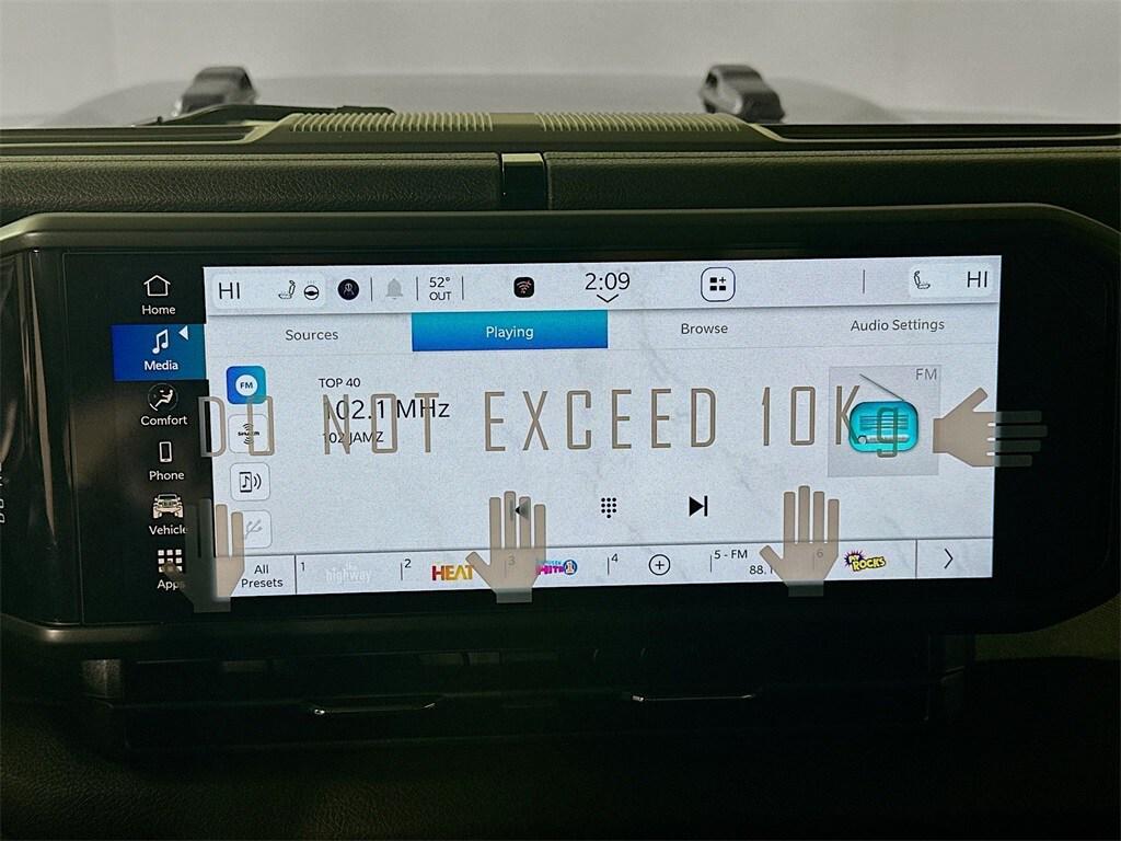 new 2025 Jeep Gladiator car, priced at $42,433