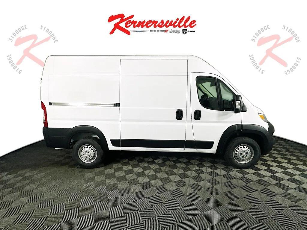new 2025 Ram ProMaster 3500 car, priced at $40,063