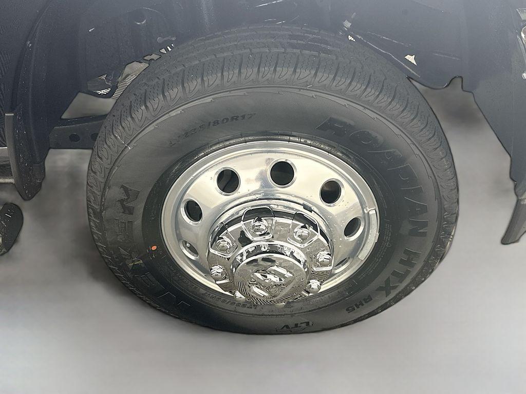 new 2025 Ram 3500 car, priced at $75,170