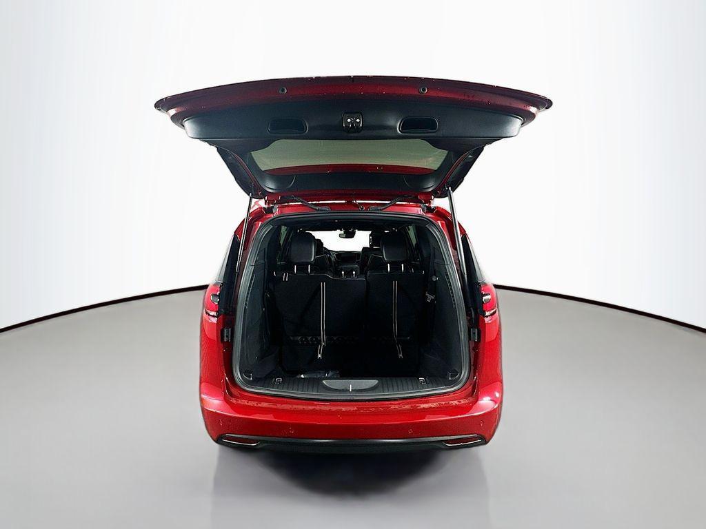 new 2026 Chrysler Pacifica car, priced at $48,093