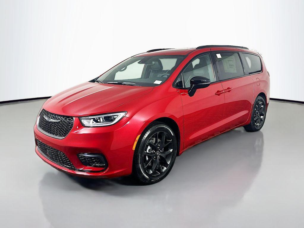 new 2026 Chrysler Pacifica car, priced at $48,093