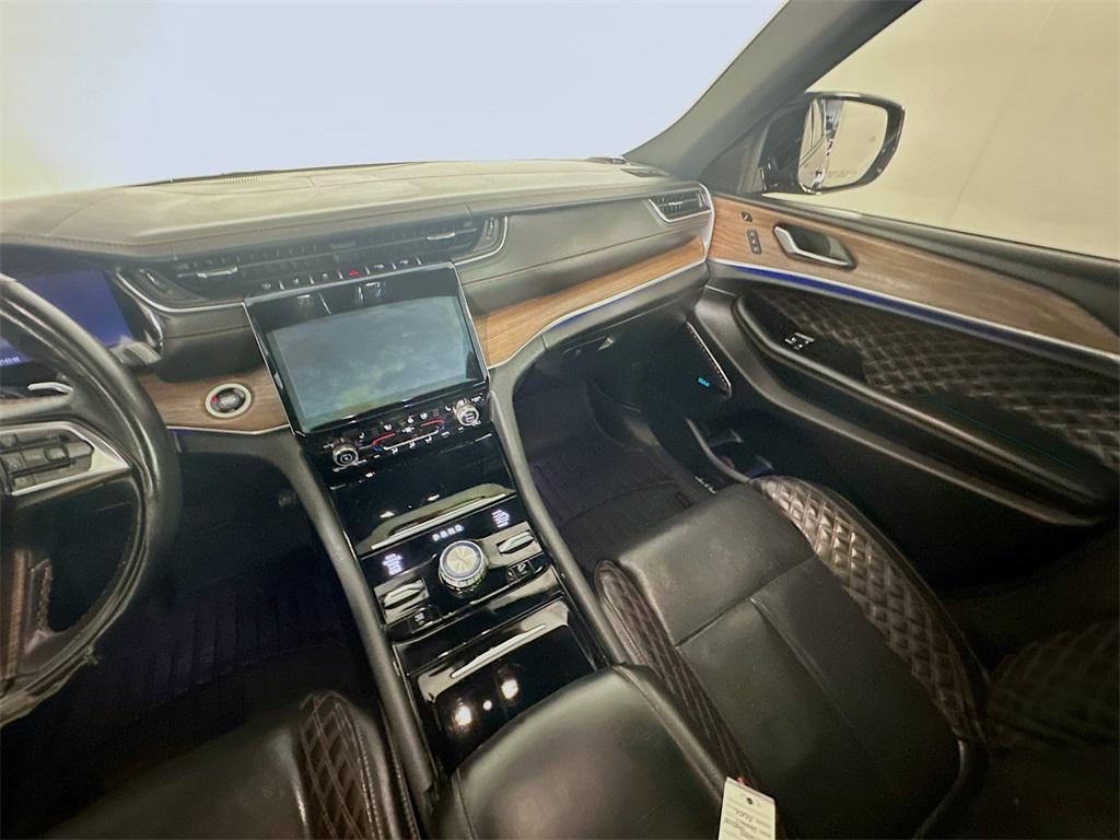 used 2023 Jeep Grand Cherokee car, priced at $33,935