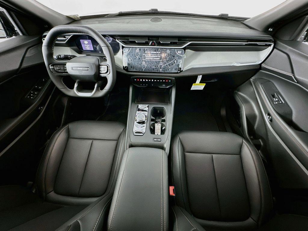 new 2026 Jeep Cherokee car, priced at $41,676