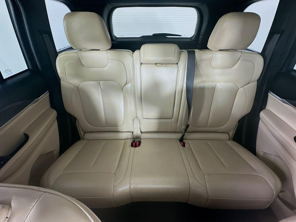 used 2023 Jeep Grand Cherokee car, priced at $27,634