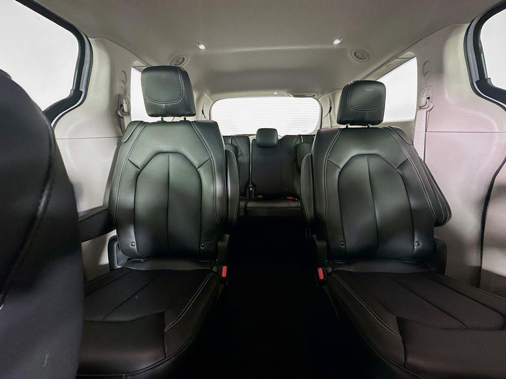 used 2024 Chrysler Pacifica car, priced at $23,335