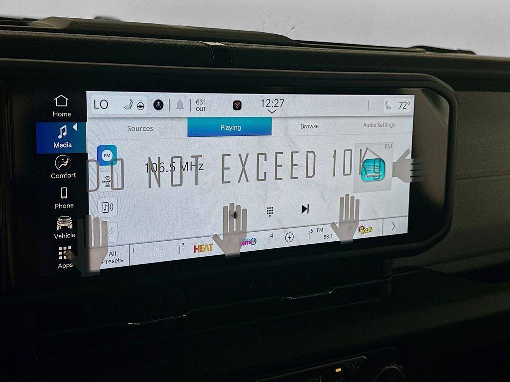 new 2025 Jeep Gladiator car, priced at $43,501